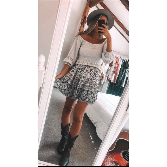 New Spell Lola Ruched Off Shoulder Top - Picture 8 of 12